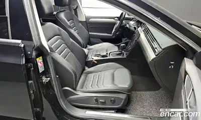 Volkswagen Arteon 2019 2.0 гидро в Москве № 232103, миниатюра 10