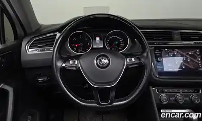 Volkswagen Tiguan 2018 2.0 гидро в Москве № 232177, миниатюра 12