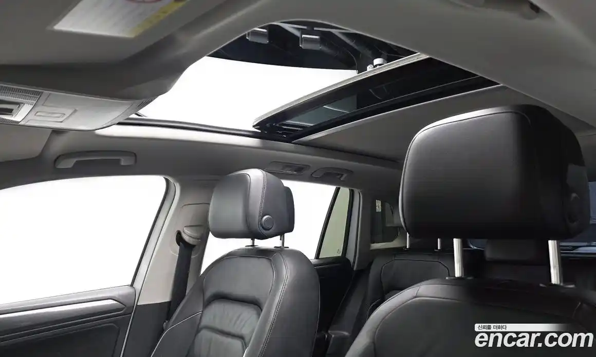Volkswagen Tiguan 2018 2.0 гидро в Москве № 232177, фото 17