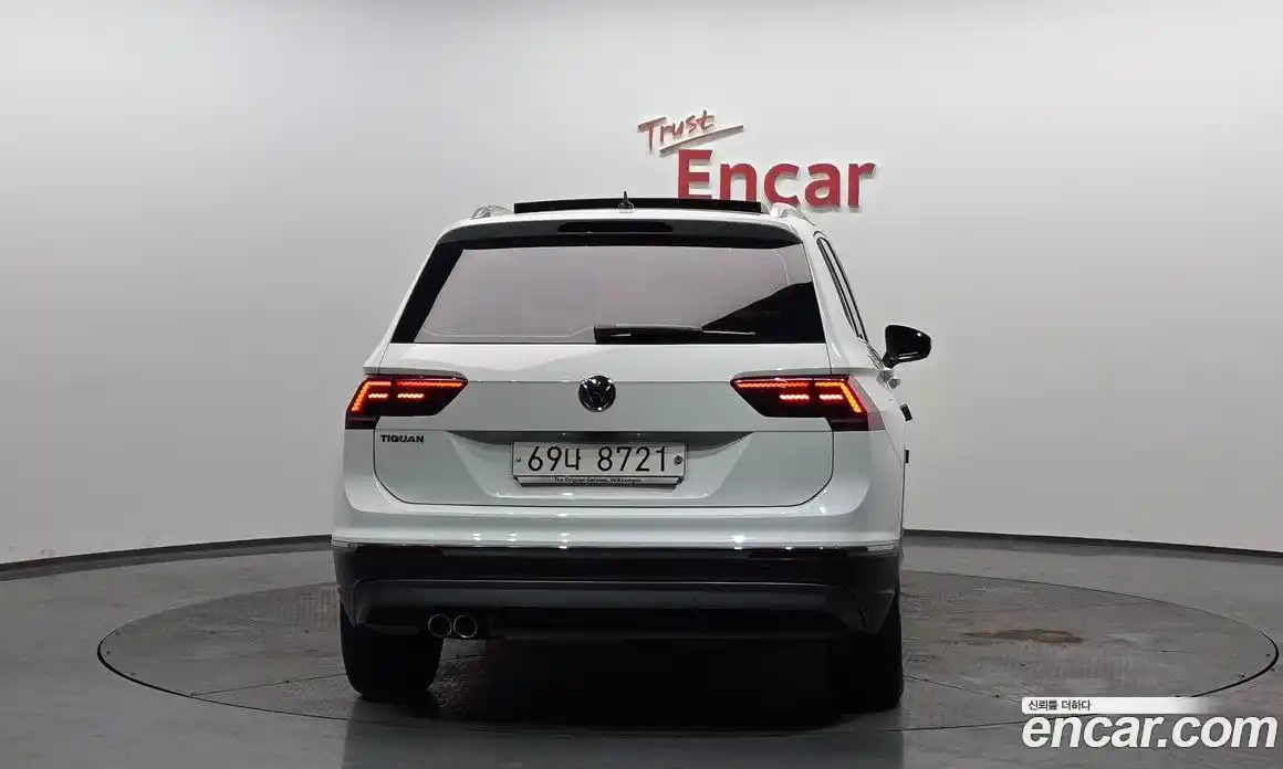 Volkswagen Tiguan 2018 2.0 гидро в Москве № 232177, фото 3