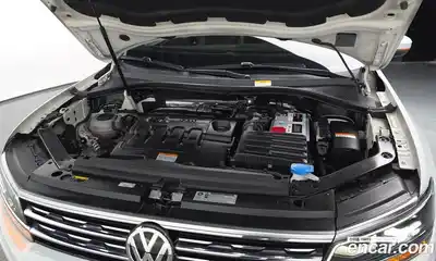 Volkswagen Tiguan 2018 2.0 гидро в Москве № 232177, миниатюра 5