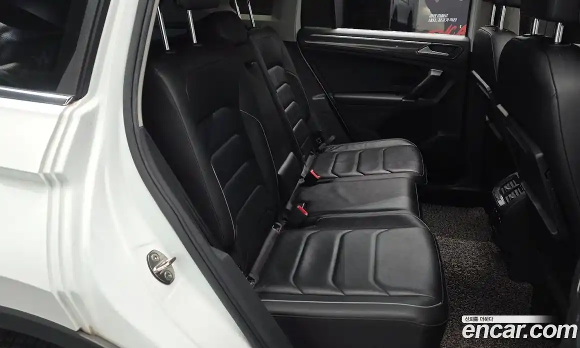 Volkswagen Tiguan 2018 2.0 гидро в Москве № 232177, фото 10