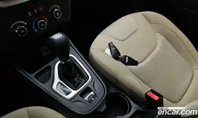 Jeep Cherokee 2016 2.4 гидро в Москве № 232718, миниатюра 9