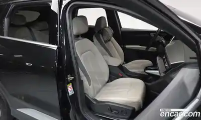 Audi Q4 e-tron 2023 0.2 гидро в Москве № 244486, миниатюра 11
