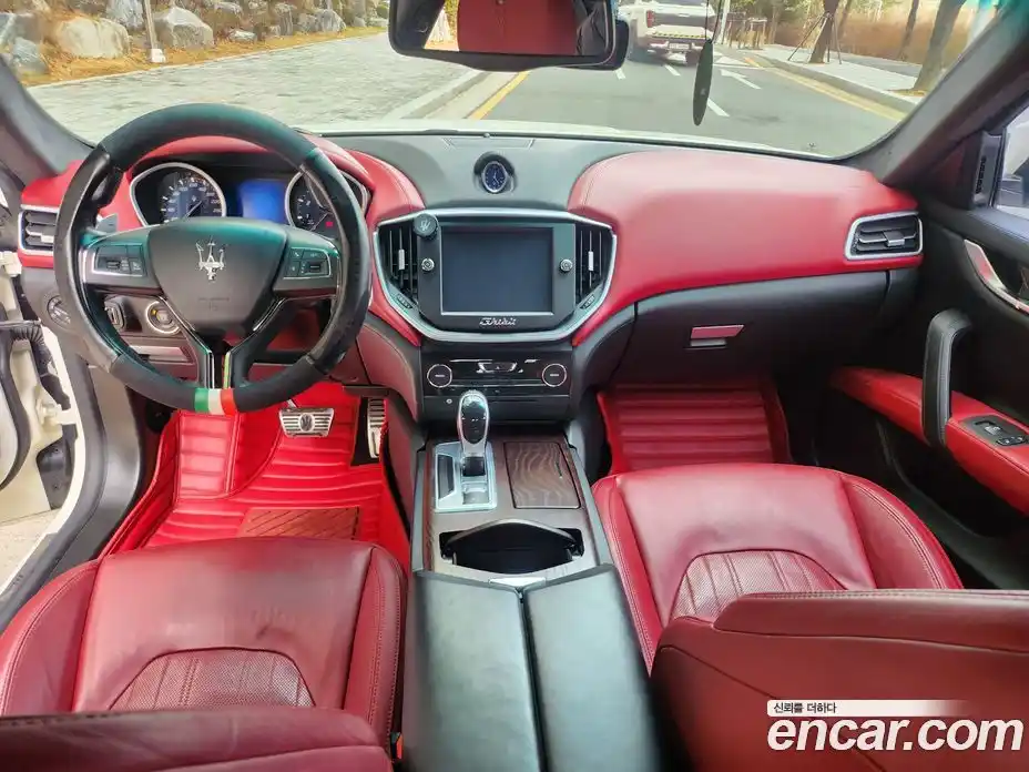 Maserati Ghibli 2014 3.0 гидро, фото 7