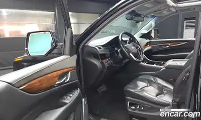 Cadillac Escalade 2017 6.2 гидро в Москве № 306820, миниатюра 10