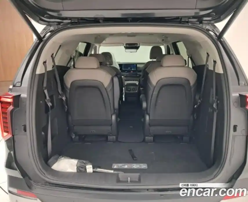 Kia Canival 2025 3.5 гидро в Москве № 360152, фото 19
