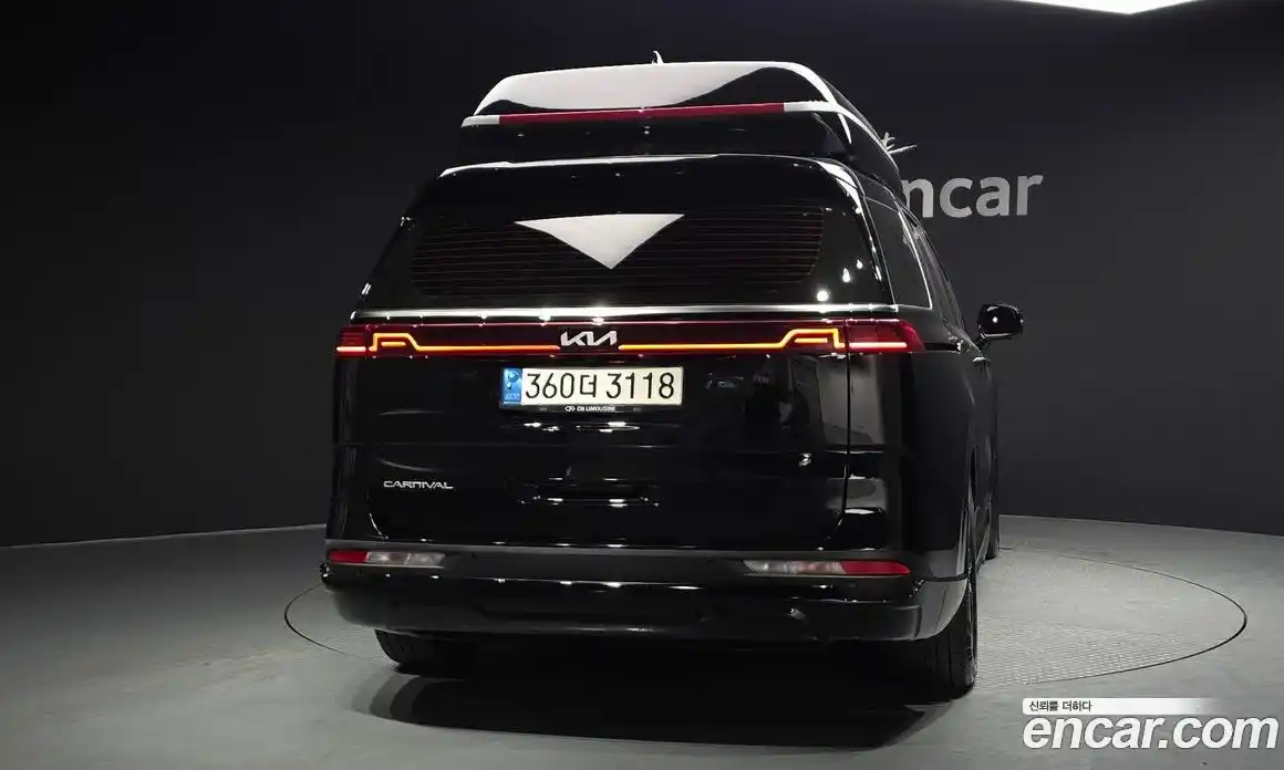 Kia Canival 2022 3.5 гидро в Москве № 4364, фото 4