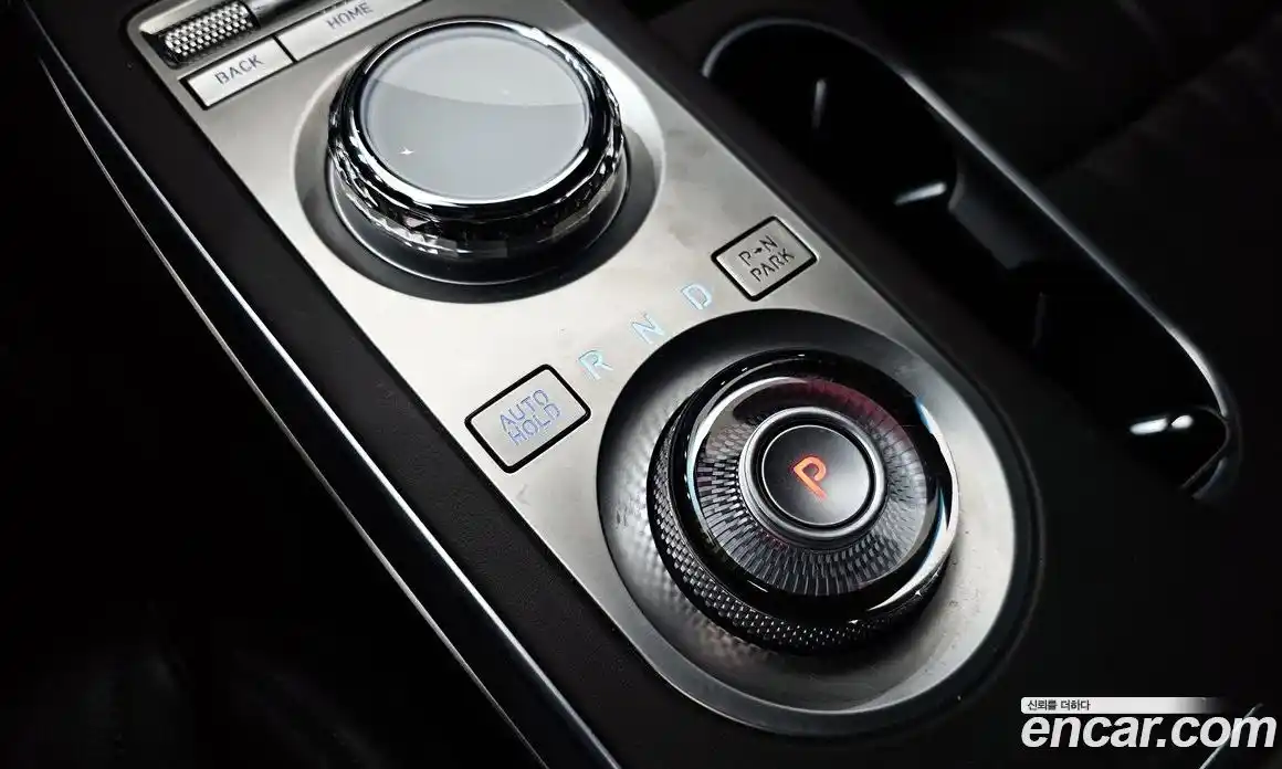 Genesis GV70 2021 2.5 гидро в Москве № 81081, фото 9