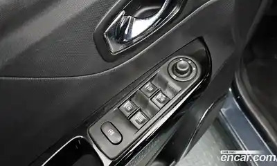 Renault QM3 2015 1.5 гидро в Москве № 938209, миниатюра 12