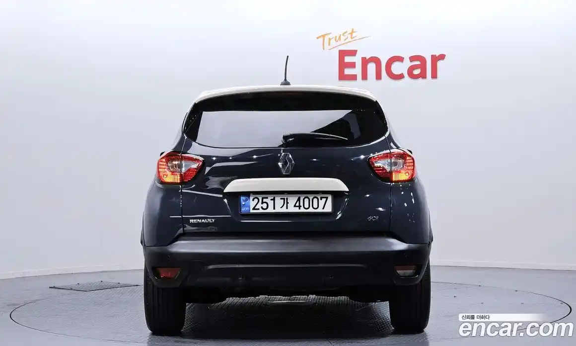Renault QM3 2015 1.5 гидро в Москве № 938209, фото 4