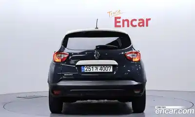 Renault QM3 2015 1.5 гидро в Москве № 938209, миниатюра 4