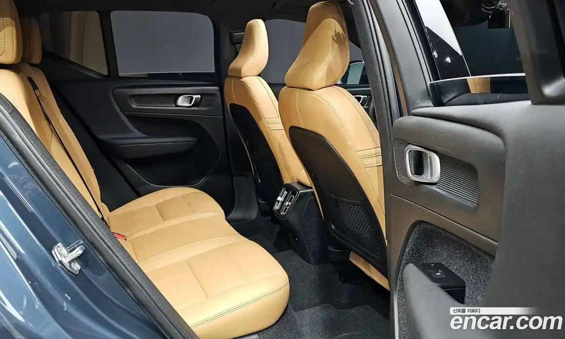 Volvo XC40 2021 2.0 гидро в Москве № 1008457, фото 11