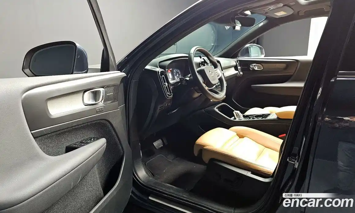 Volvo XC40 2021 2.0 гидро в Москве № 1008457, фото 12