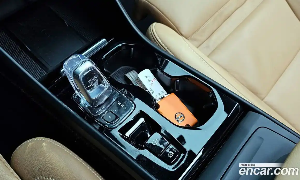 Volvo XC40 2021 2.0 гидро в Москве № 1008457, фото 9