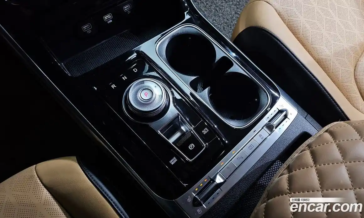 Kia Canival 2023 2.2 гидро в Москве № 131288, фото 9