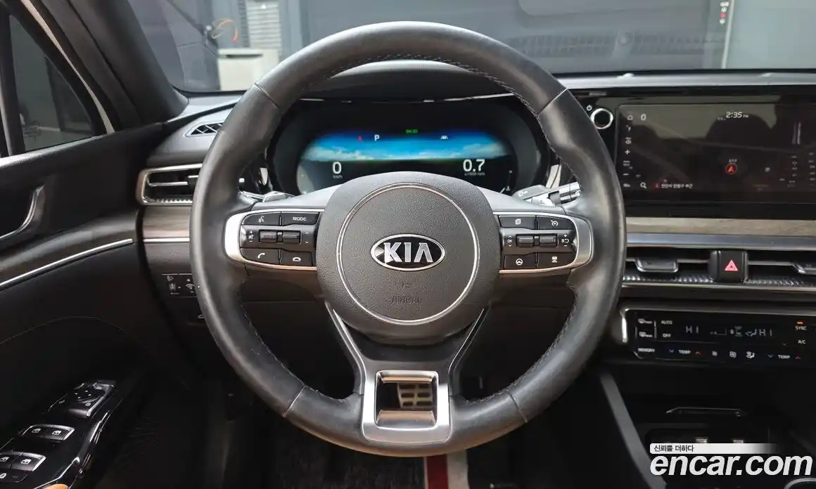 Kia K5 2020 2.0 гидро в Москве № 132800, фото 13