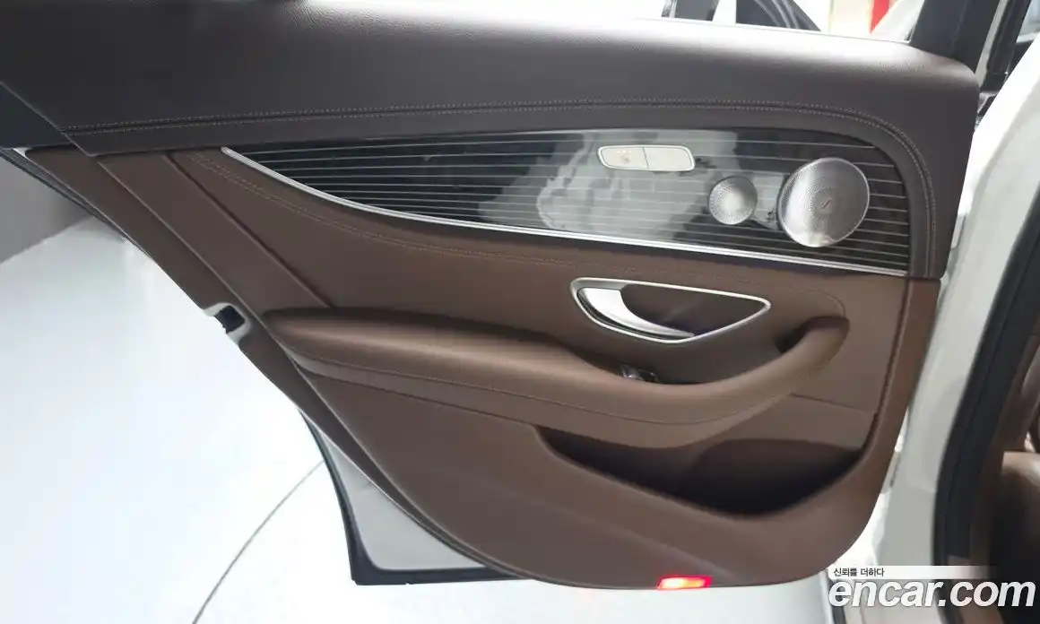 Mercedes-Benz E-Class 2020 3.0 гидро в Москве № 1616736, фото 15
