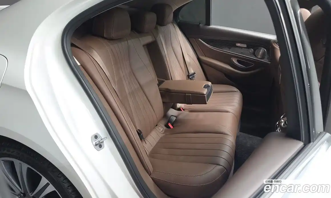 Mercedes-Benz E-Class 2020 3.0 гидро в Москве № 1616736, фото 16