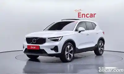 Volvo XC40, 2024