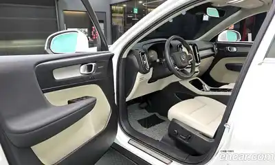 Volvo XC40 2024 2.0 гидро в Москве № 164131, миниатюра 11