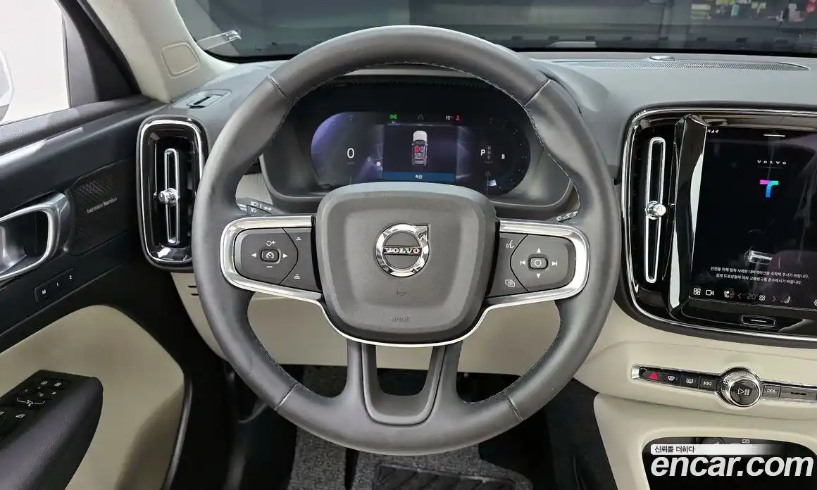 Volvo XC40 2024 2.0 гидро в Москве № 164131, фото 14