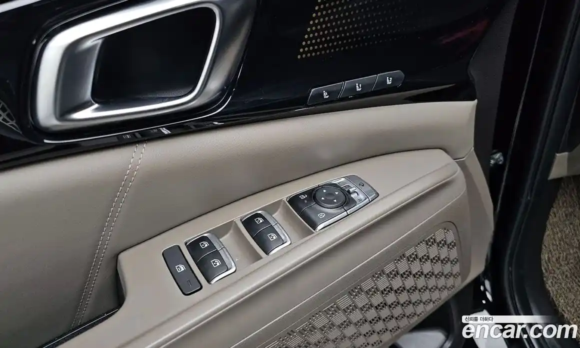 Kia Canival 2025 3.5 гидро в Москве № 1684690, фото 24