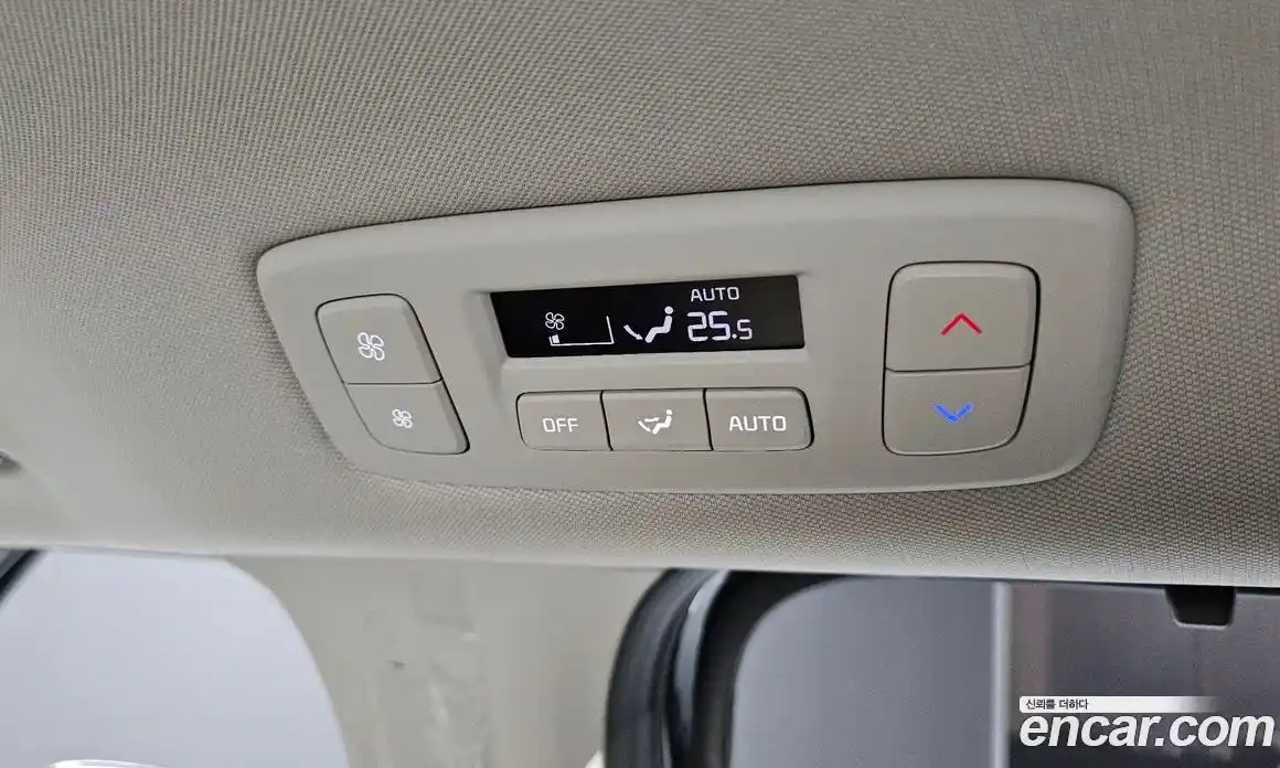 Kia Canival 2025 3.5 гидро в Москве № 1684690, фото 31