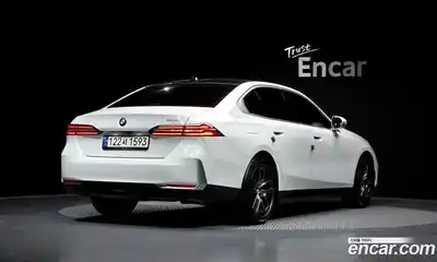 BMW 5-Series 2023 2.0 гидро в Москве № 1835521, миниатюра 2