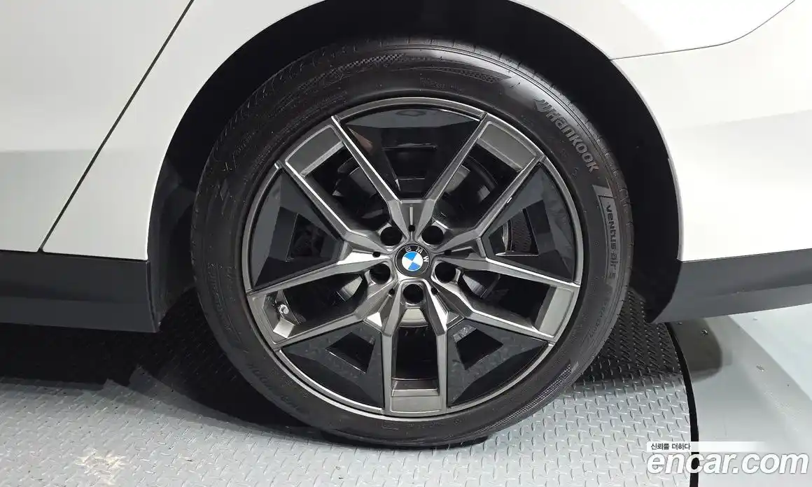 BMW 5-Series 2023 2.0 гидро в Москве № 1835521, фото 7