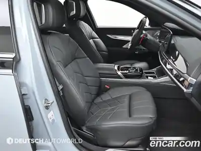 BMW 7-Series 2023 3.0 гидро в Москве № 189131, миниатюра 10