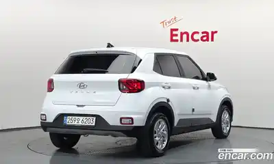 Hyundai Venue 2023 1.6 гидро в Москве № 1903841, миниатюра 2
