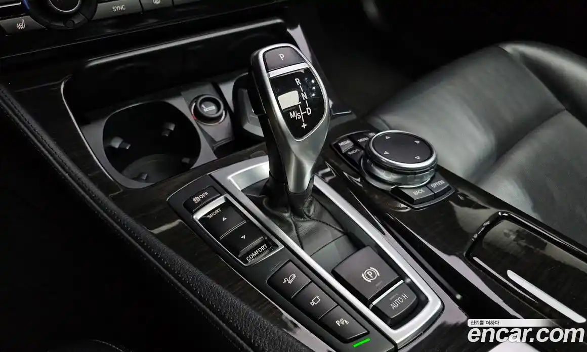 BMW 5-Series 2015 2.0 гидро в Москве № 192986, фото 9