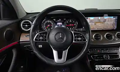 Mercedes-Benz E-Class 2019 1.9 гидро, миниатюра 12