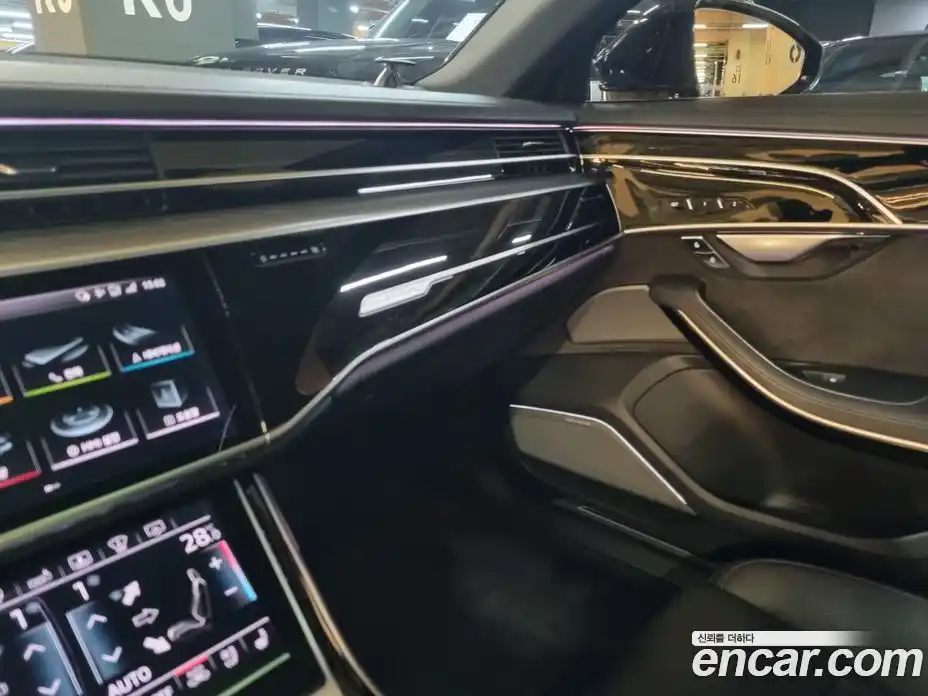 Audi A8 2019 3.0 гидро в Москве № 196725, фото 10