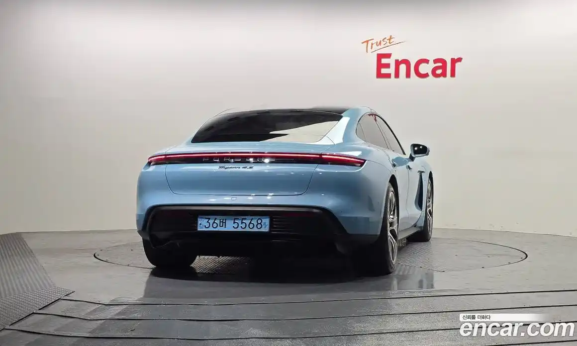 Porsche Taycan 2020 0.1 гидро в Москве № 197502, фото 4
