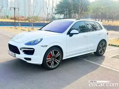 Porsche Cayenne, 2013