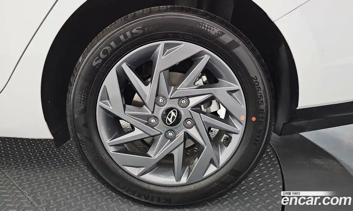 Hyundai Avante 2025 1.6 гидро в Москве № 2049643, фото 7