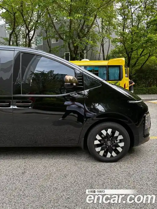 Hyundai Staria 2025 1.6 гидро в Москве № 2049775, фото 16