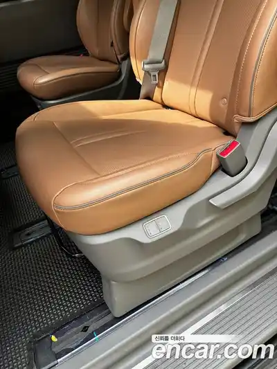 Hyundai Staria 2025 1.6 гидро в Москве № 2049775, миниатюра 5