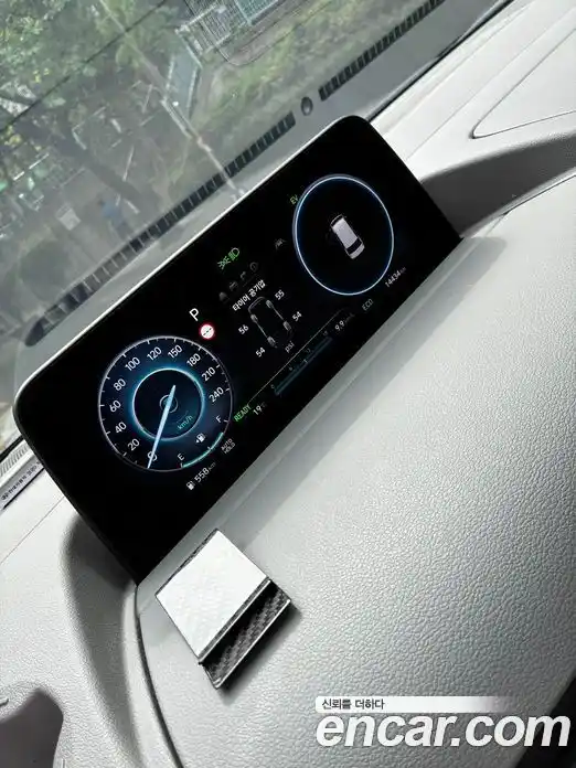 Hyundai Staria 2025 1.6 гидро в Москве № 2049775, фото 9