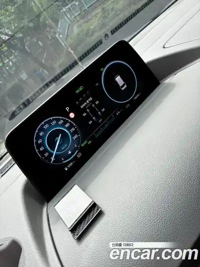 Hyundai Staria 2025 1.6 гидро в Москве № 2049775, миниатюра 9