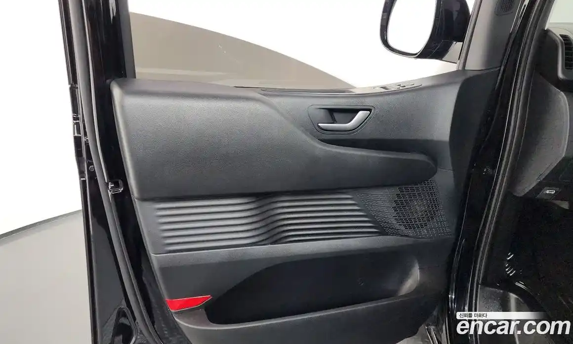 Hyundai Staria 2025 1.6 гидро в Москве № 2049870, фото 14