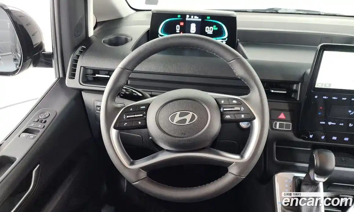 Hyundai Staria 2025 1.6 гидро в Москве № 2049870, фото 18