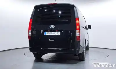 Hyundai Staria 2025 1.6 гидро в Москве № 2049870, миниатюра 3