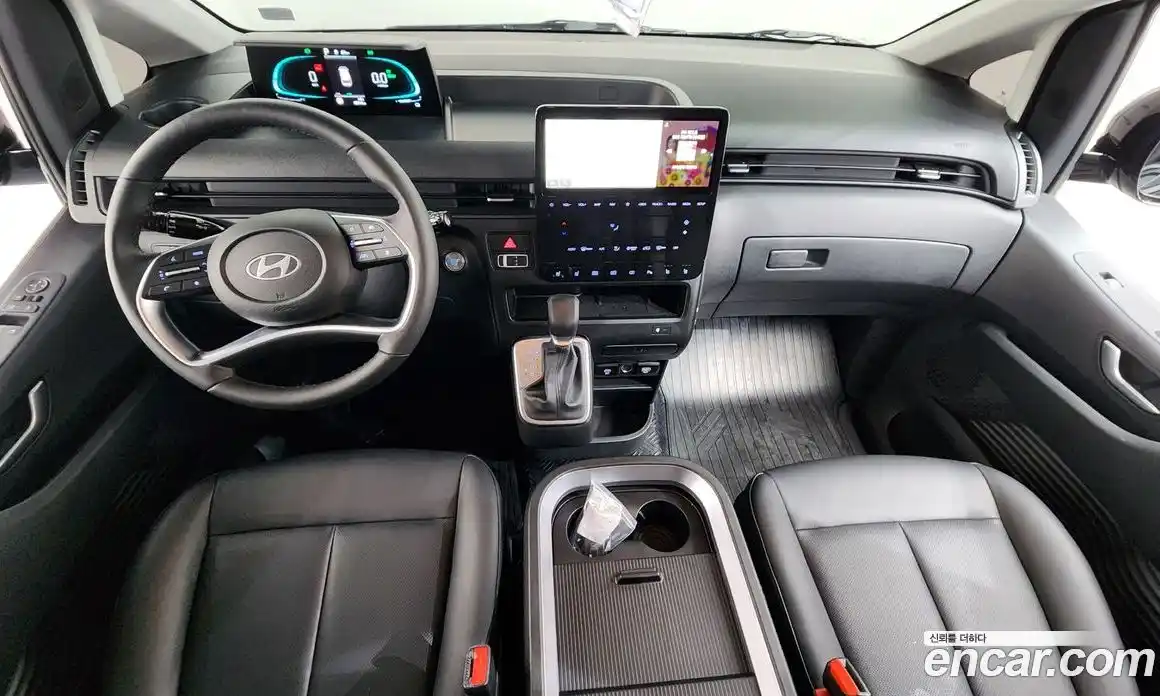 Hyundai Staria 2025 1.6 гидро в Москве № 2049870, фото 9