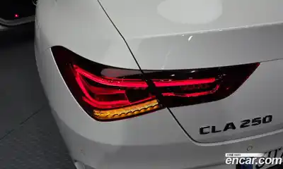 Mercedes-Benz CLA-Class 2023 2.0 гидро в Москве № 2049931, миниатюра 9