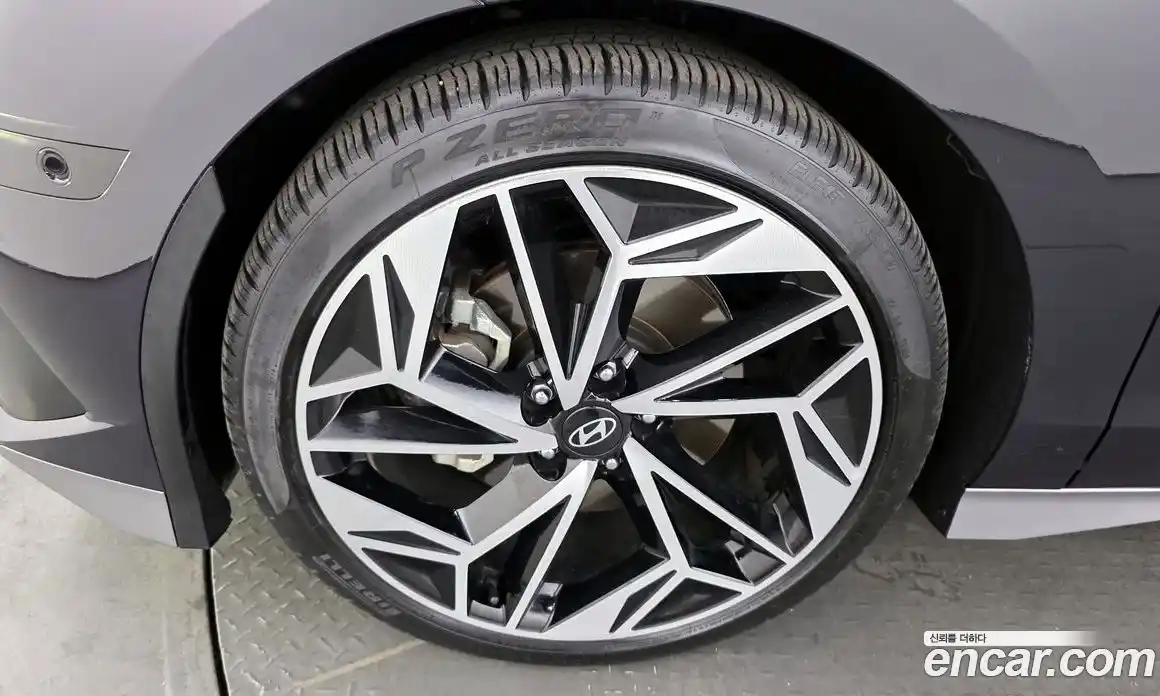 Hyundai Ioniq 6 2023 0.1 гидро в Москве № 2050105, фото 5