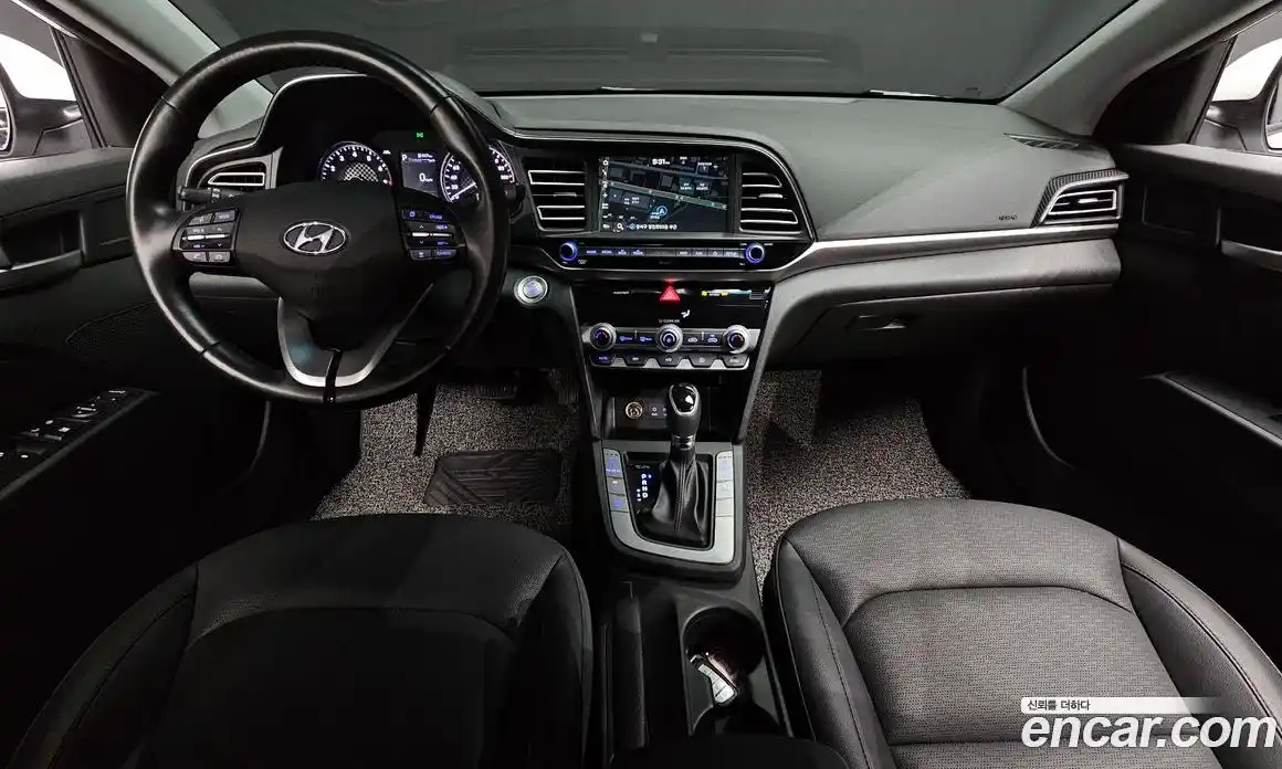 Hyundai Avante 2019 1.6 гидро в Москве № 2050203, фото 7