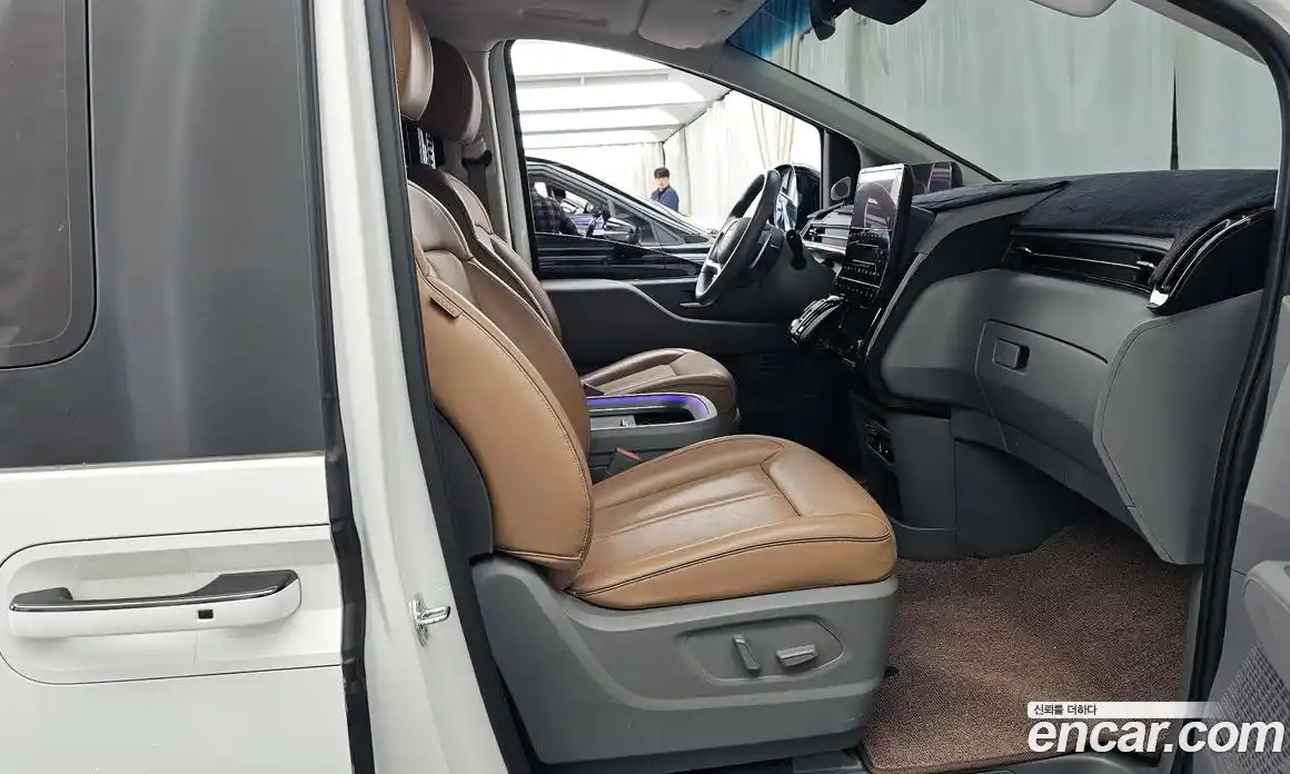 Hyundai Staria 2021 3.5 гидро в Москве № 2050236, фото 16